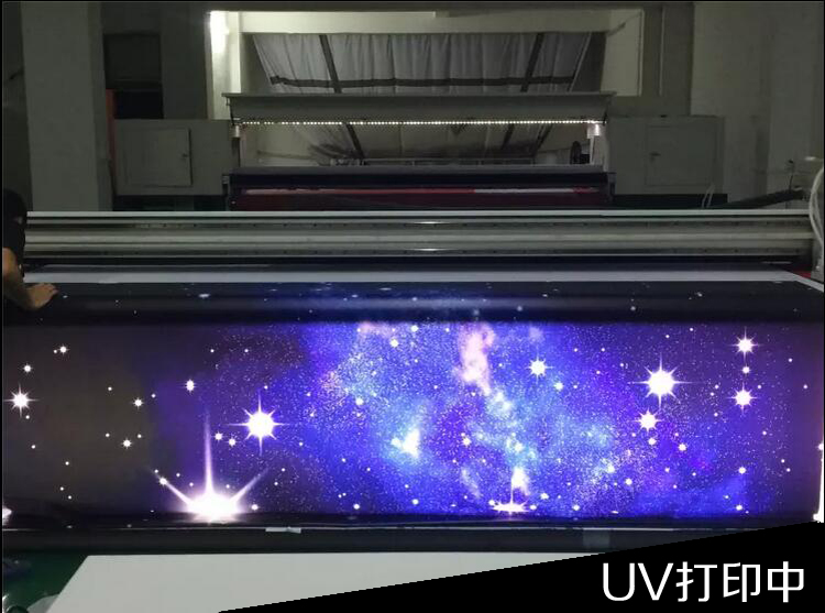 透明背膠BGS普通UV噴繪商場(chǎng)玻璃櫥窗貼UV噴繪 戶外車貼背膠寫真噴繪 透明背膠BGS普通UV噴繪商場(chǎng)