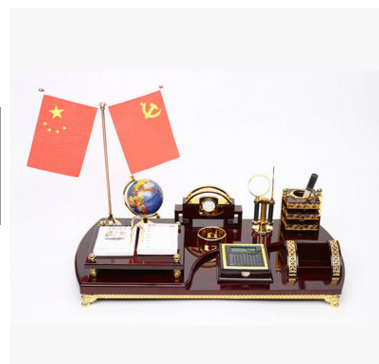 高檔紅木臺(tái)歷圖片/高檔紅木臺(tái)歷樣板圖 (3)