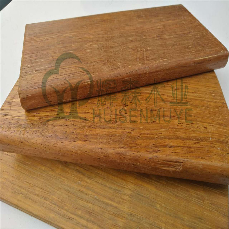 印尼菠蘿格無(wú)縫地板加工批發(fā)菠蘿格園林景觀木材批發(fā)菠蘿格扶手