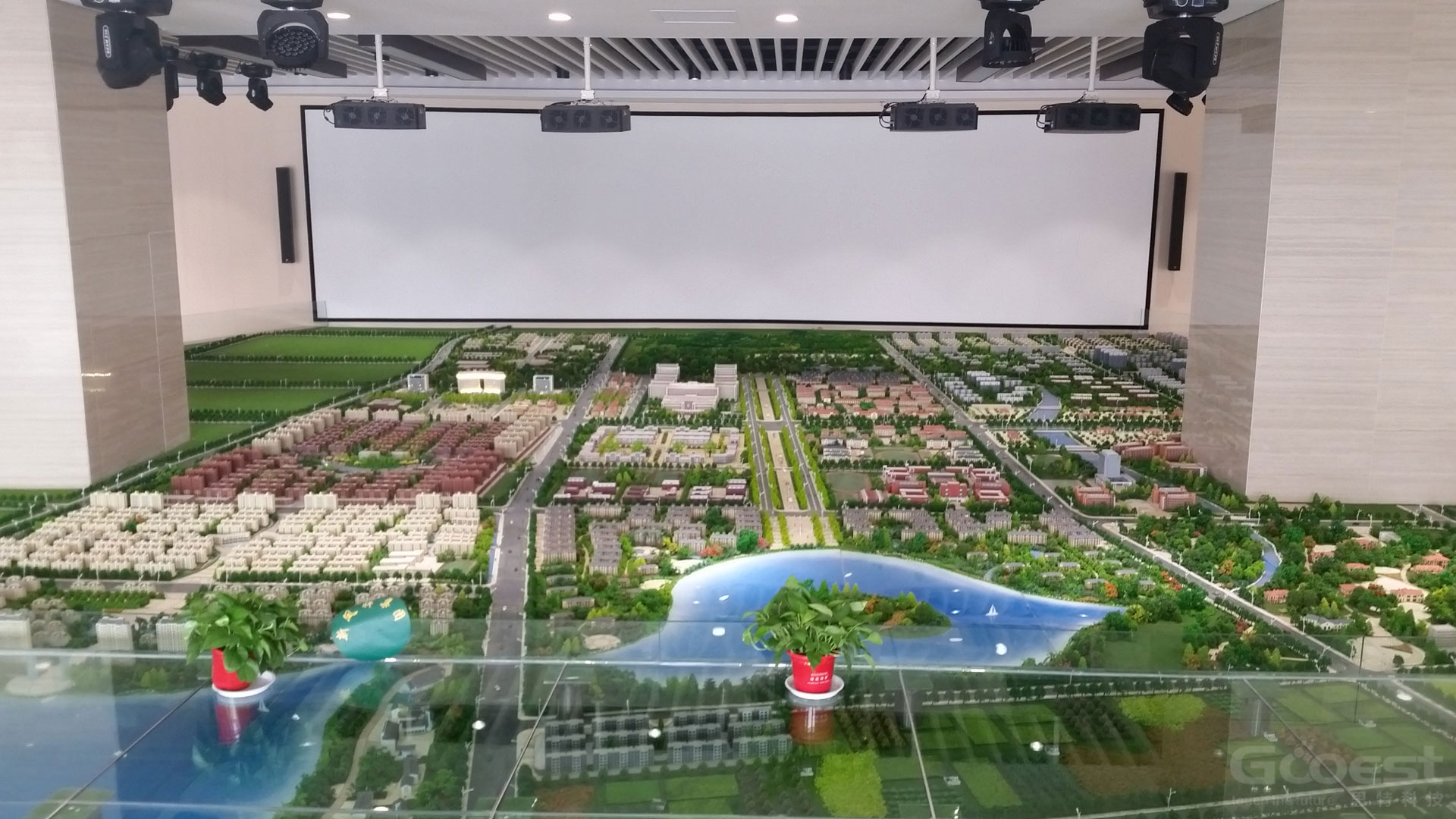 房地產(chǎn)售樓多媒體展廳設(shè)計(jì)圖片