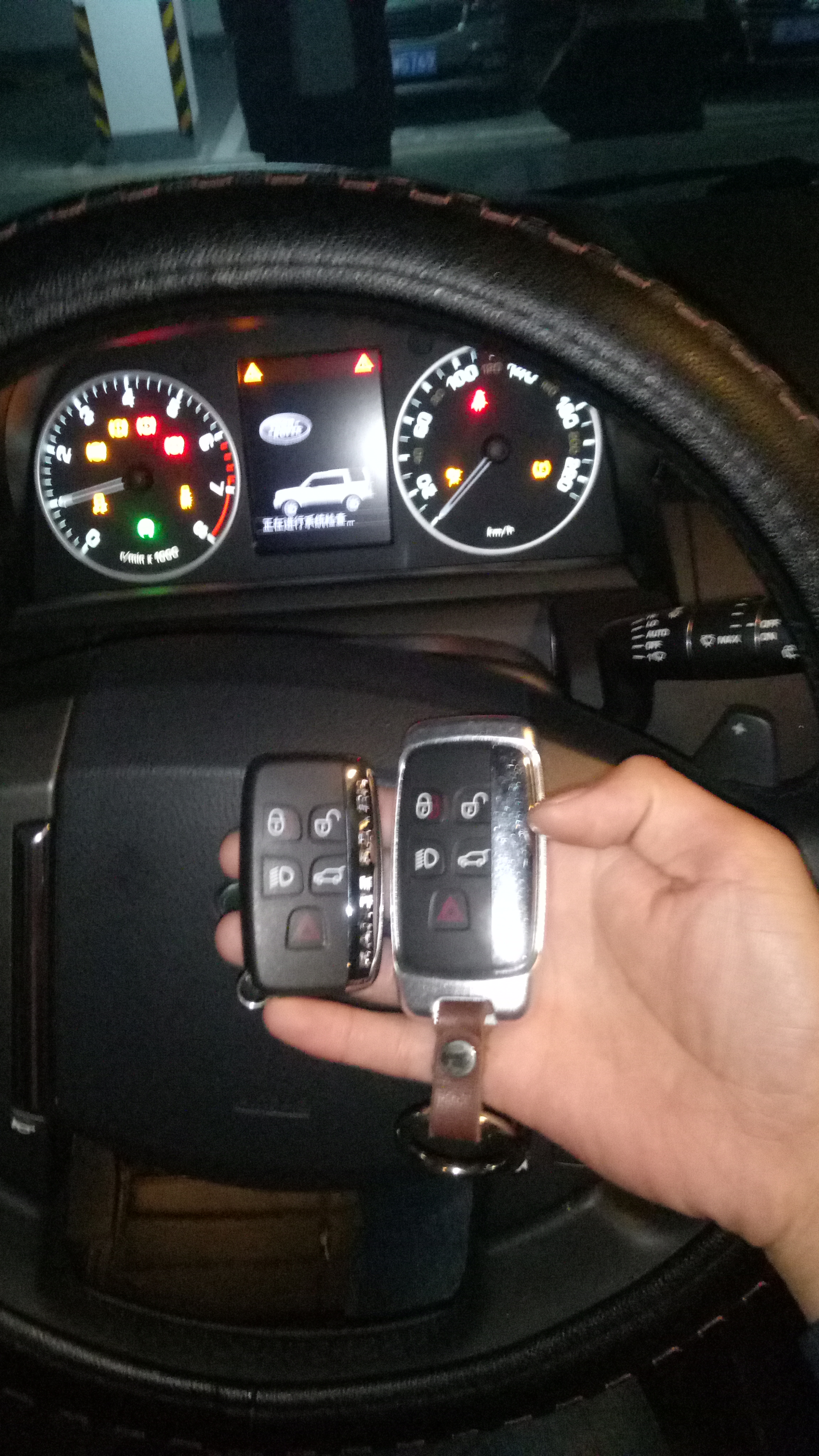 襄陽配路虎發(fā)現(xiàn)鑰匙，配路全系鑰虎 襄陽配路虎發(fā)現(xiàn)鑰匙，配路虎鑰虎 襄陽配路虎鑰匙3333131