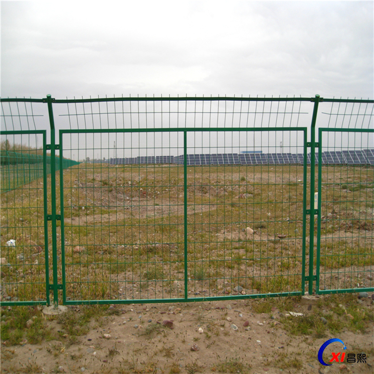 公路防護(hù)網(wǎng)圖片/公路防護(hù)網(wǎng)樣板圖 (4)