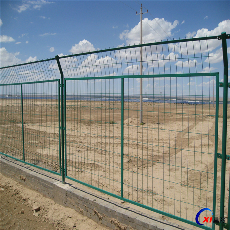 框架護(hù)欄網(wǎng)圖片