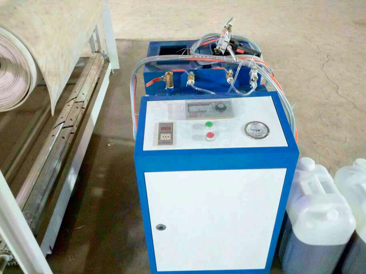 大城縣高易聚氨酯發(fā)泡機(jī)噴涂機(jī)