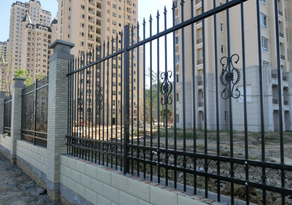 鐵藝護欄圍欄圖片/鐵藝護欄圍欄樣板圖 (4)