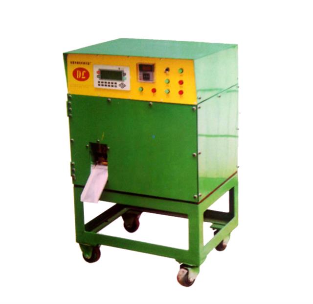 全自動(dòng)絕緣片裁片機(jī)DLM-081圖片