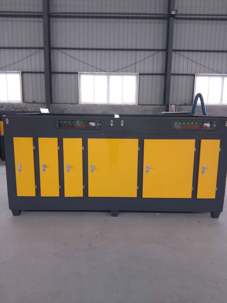 油漆廢氣處理設(shè)備-河北綠森環(huán)保圖片