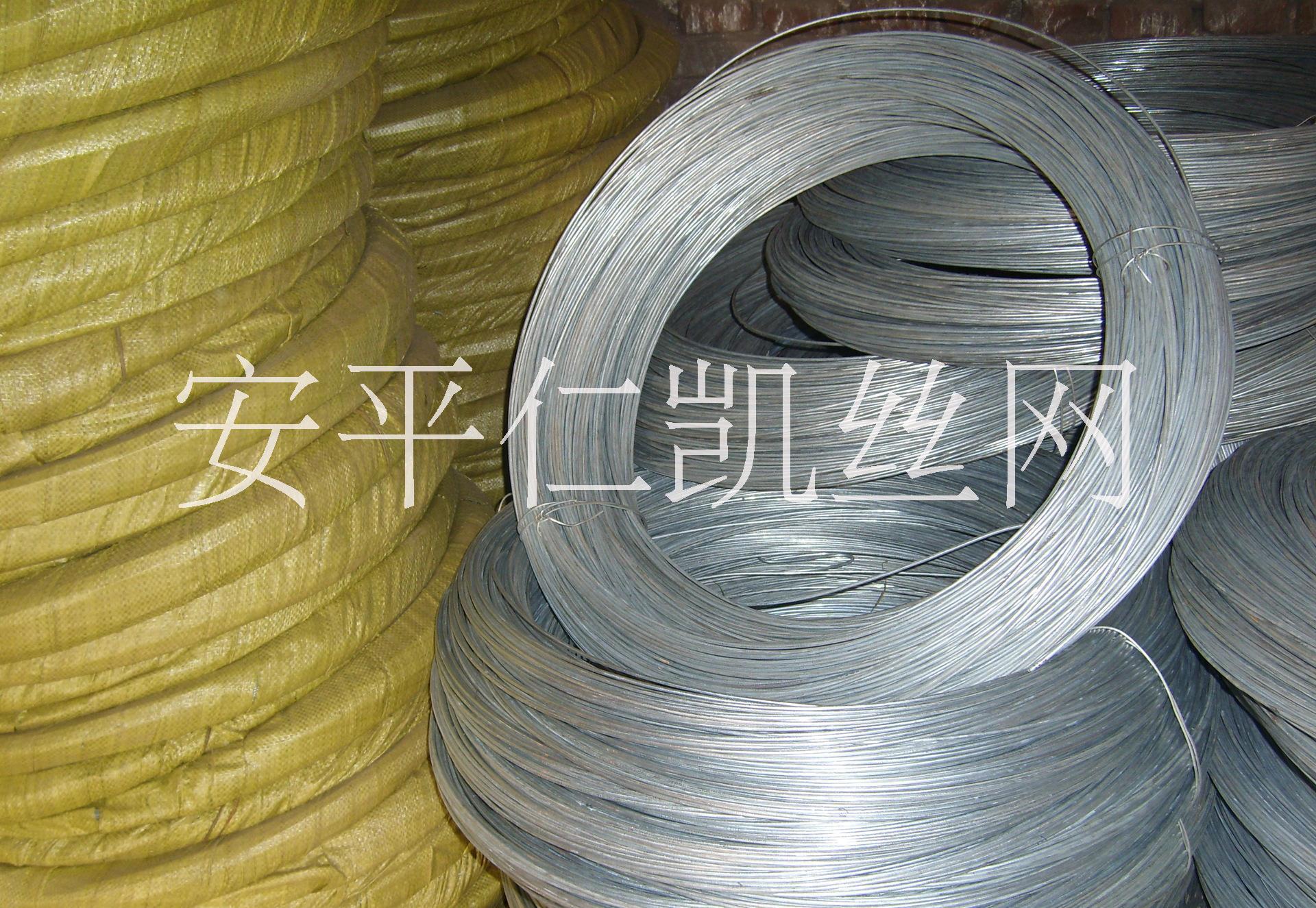 廠家直銷鍍鋅絲 建筑綁絲 工藝絲圖片