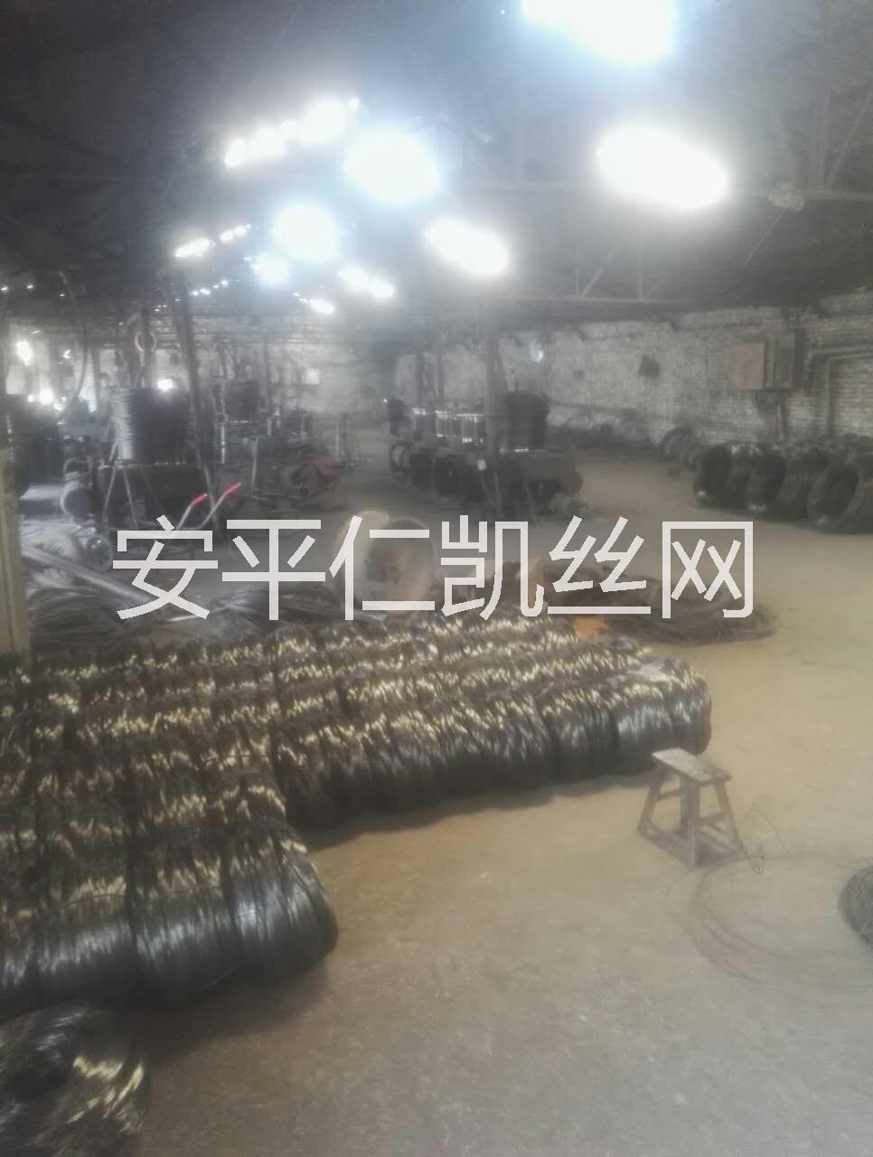 廠家大量現(xiàn)貨批發(fā) 鍍鋅絲圖片