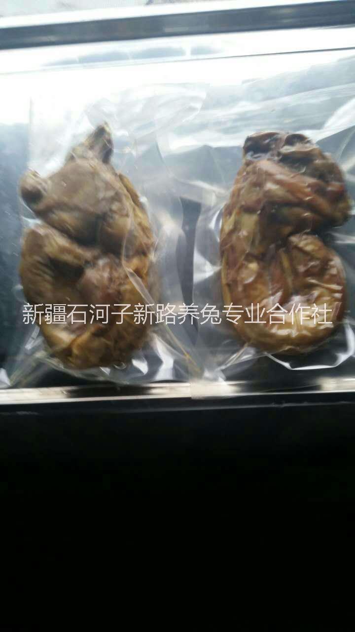 兔肉熟制品香辣手撕兔五香卤兔新疆兔子养殖场图片