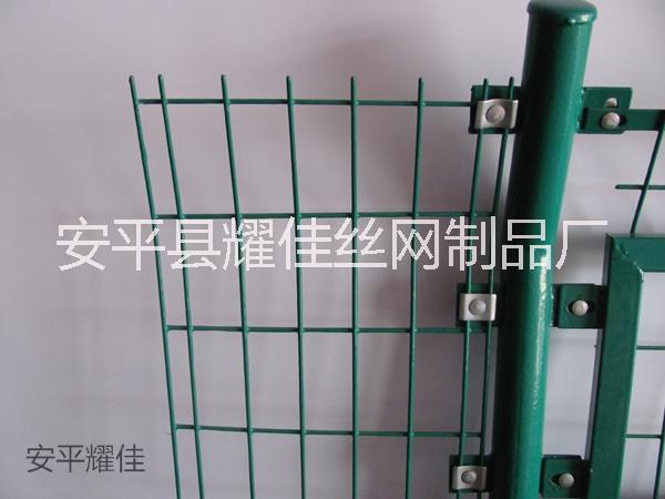 雙邊絲隔離柵圖片/雙邊絲隔離柵樣板圖 (4)