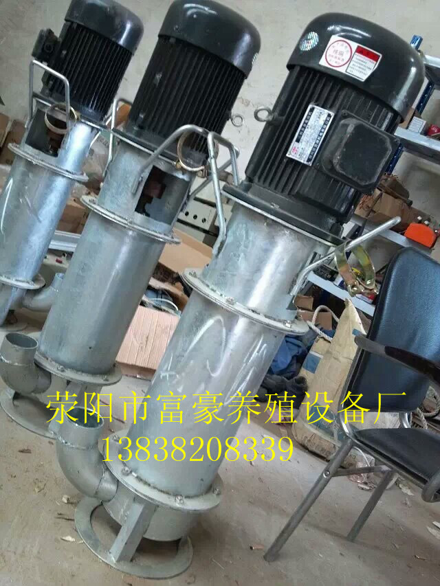移動吸糞機 抽糞泵  耙糞機農(nóng)場的幫手
