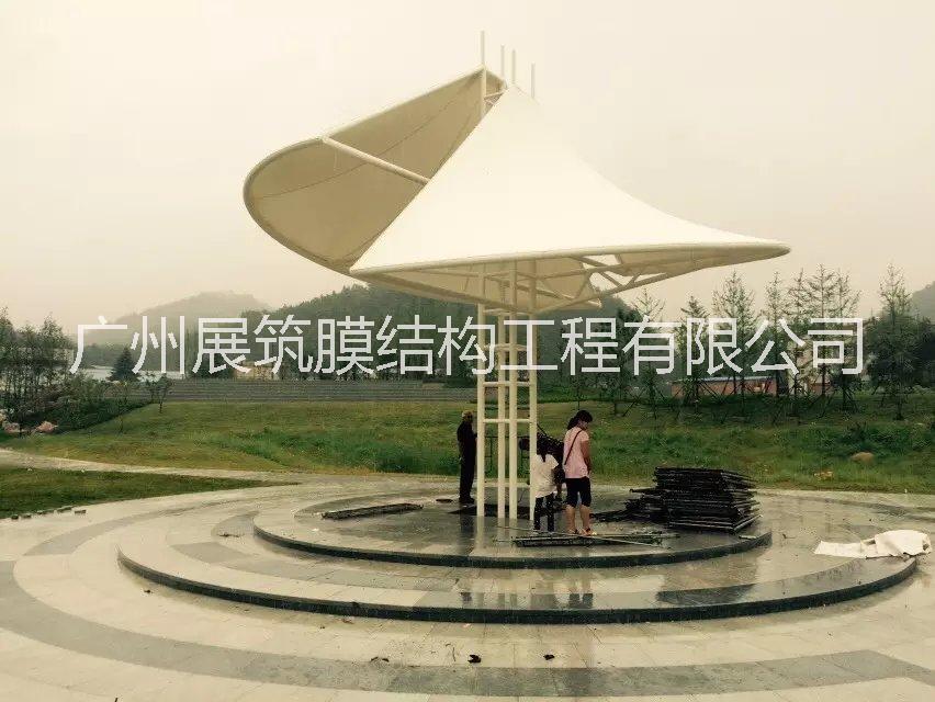 韶關(guān)肇慶張拉膜車棚專業(yè)制作廠家圖片