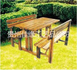 休閑長(zhǎng)椅貴州工藝品廠家創(chuàng)意休閑長(zhǎng)椅休閑長(zhǎng)椅定制 塑木公園椅