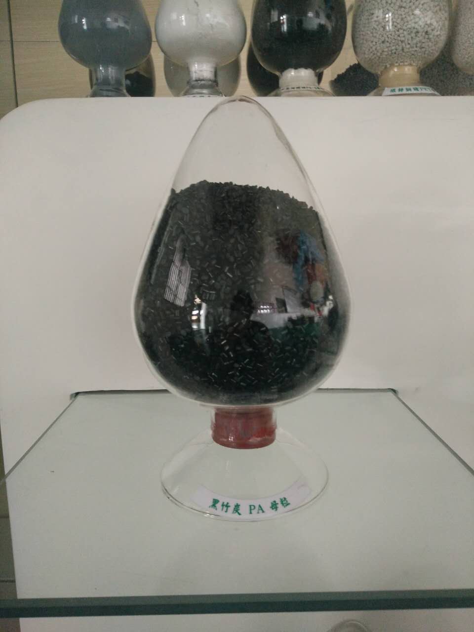 竹生富竹炭PET/PP/PA母粒圖片