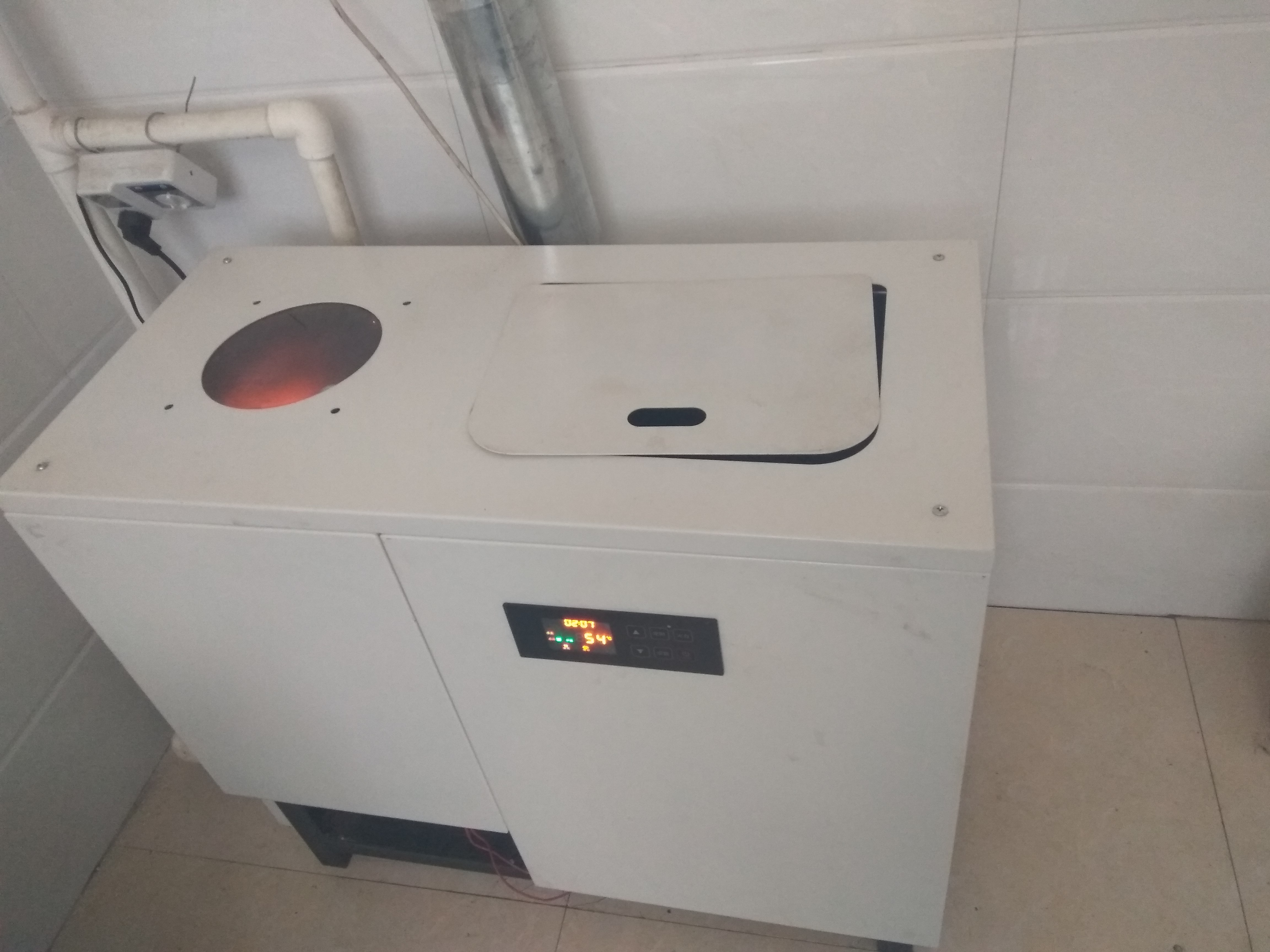 鼎恒達(dá)水暖爐圖片/鼎恒達(dá)水暖爐樣板圖 (2)