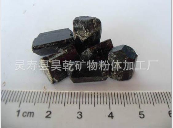 昊乾供應(yīng)高純電氣石粉 電氣石顆粒圖片