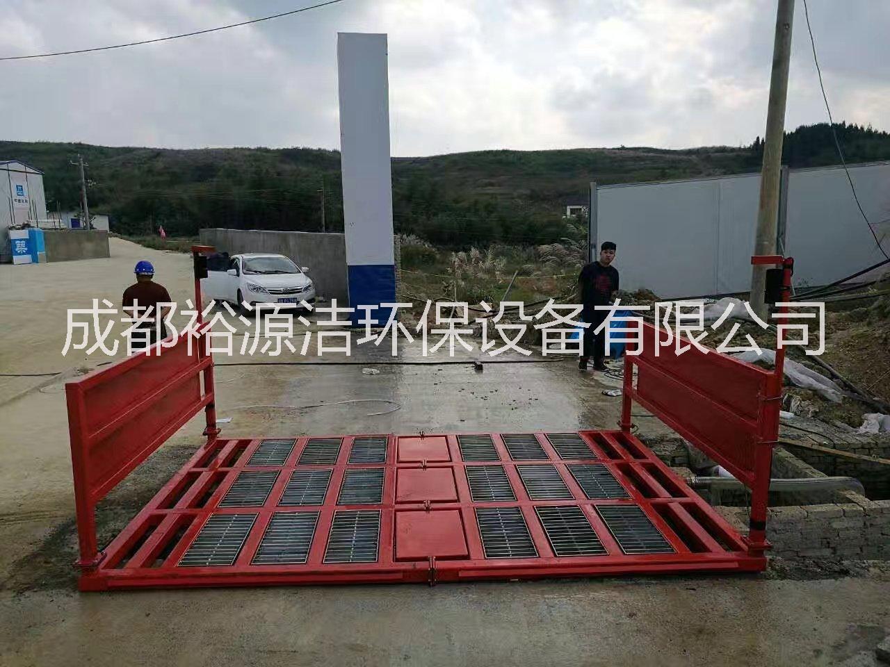 四川涼山建筑工地沖洗設(shè)備自動(dòng)排泥滾軸洗輪機(jī)