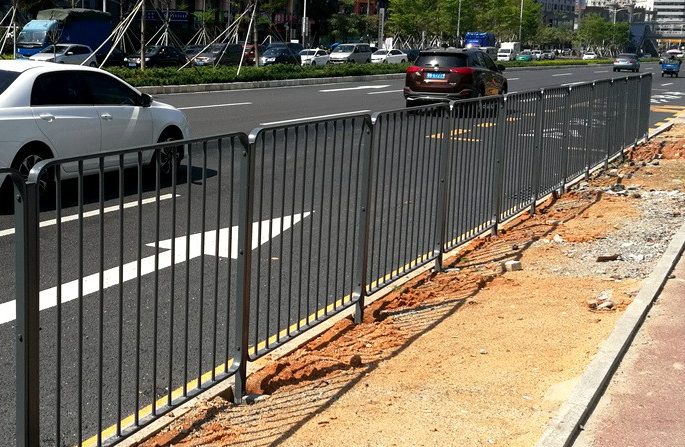 深標(biāo)公路護(hù)欄圖片/深標(biāo)公路護(hù)欄樣板圖 (1)