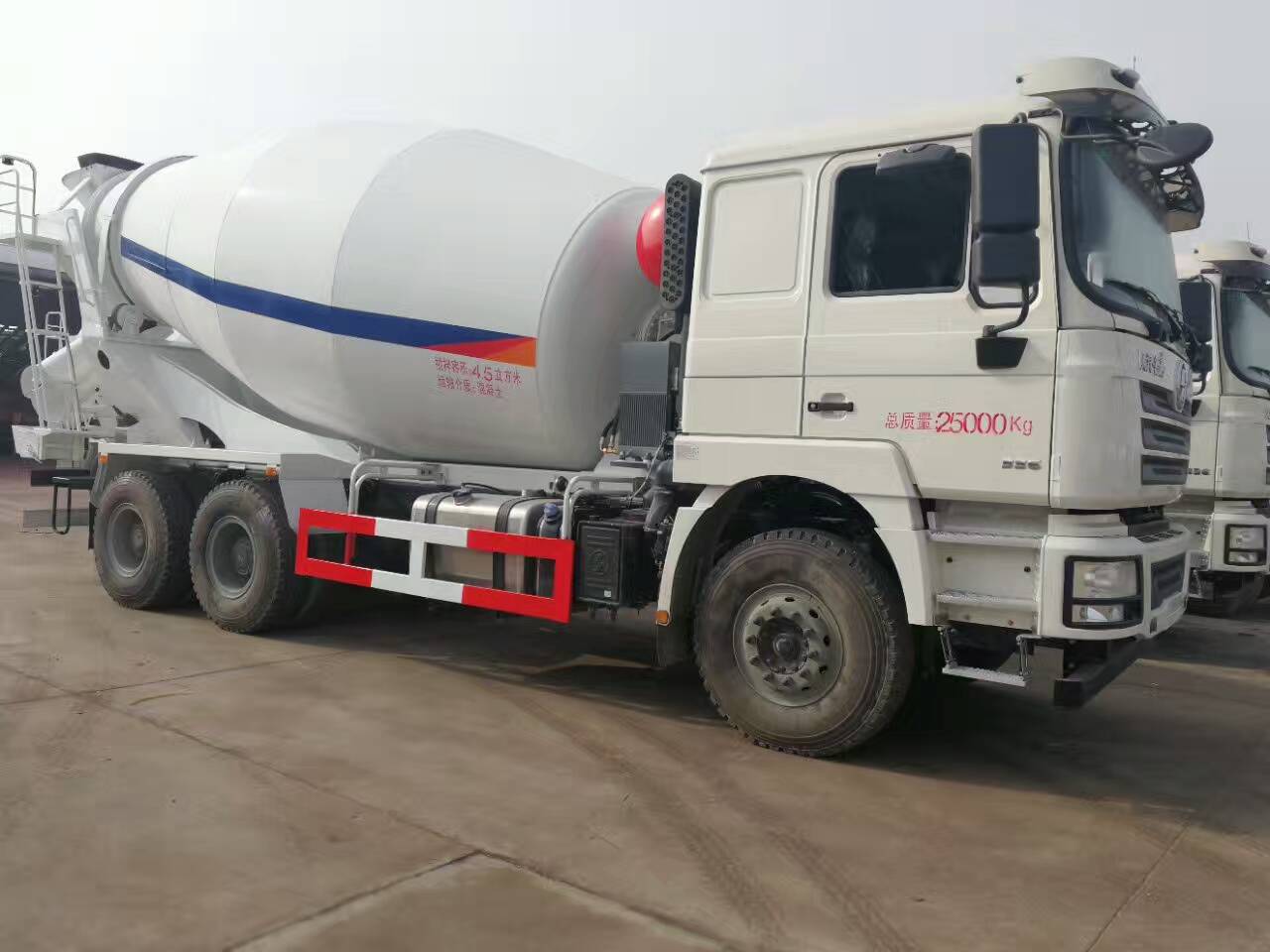 陜汽德龍12方混凝土攪拌車圖片/陜汽德龍12方混凝土攪拌車樣板圖 (3)