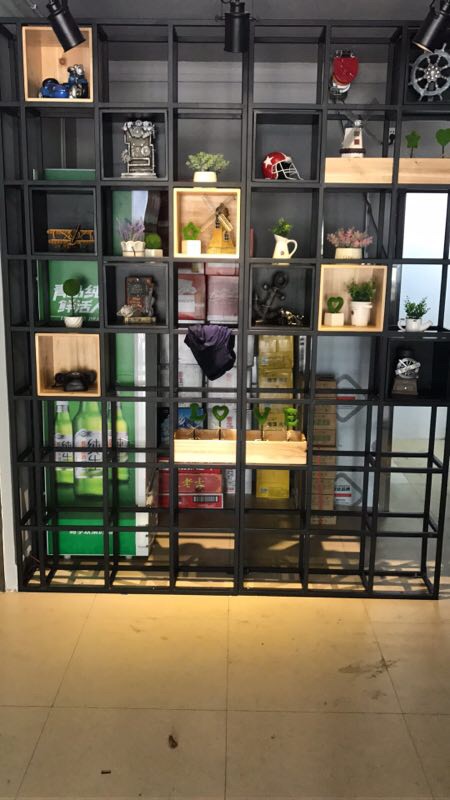 餐廳工業(yè)風(fēng)鐵藝隔斷屏風(fēng)辦公置物架圖片/餐廳工業(yè)風(fēng)鐵藝隔斷屏風(fēng)辦公置物架樣板圖 (4)
