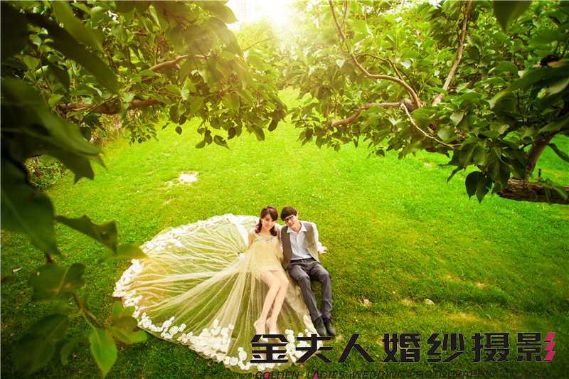 庫(kù)爾勒婚紗影樓哪家好？