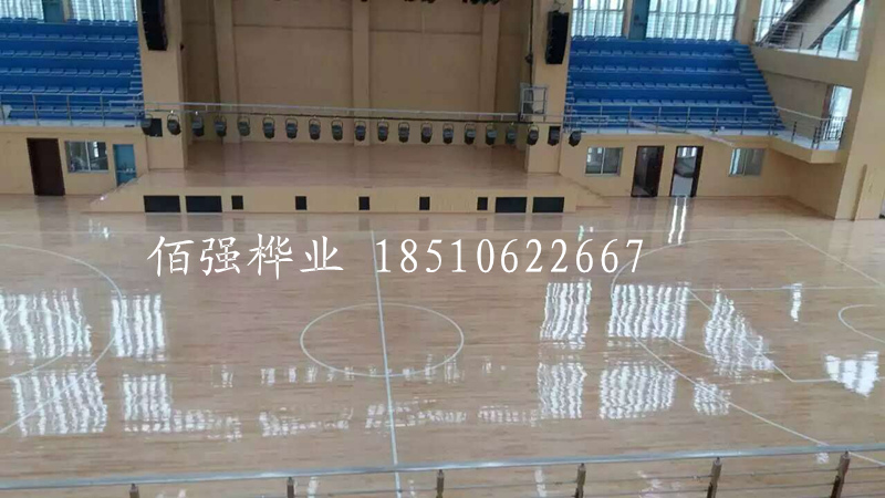 體育木地板圖片