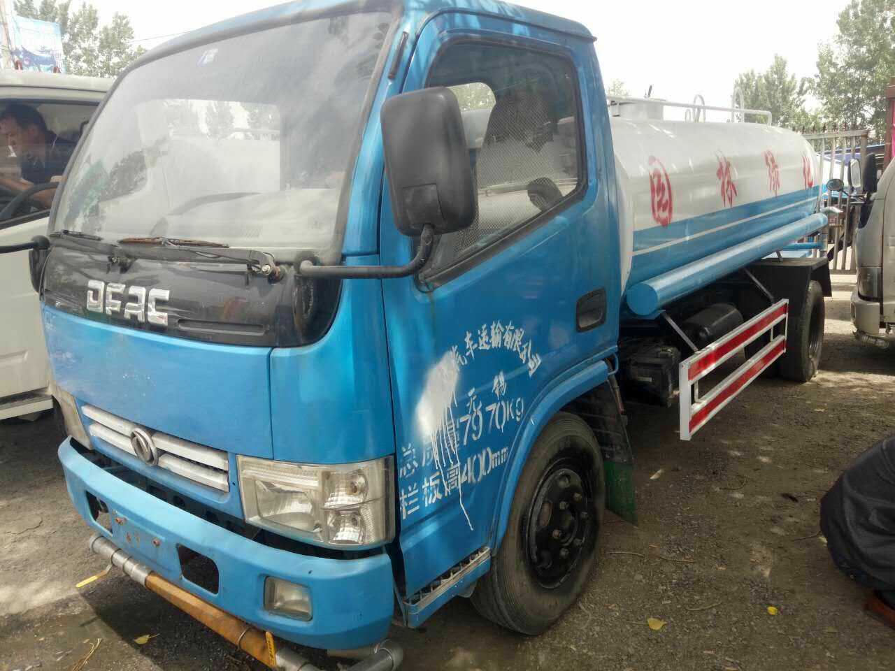 噴灑車圖片/噴灑車樣板圖 (2)