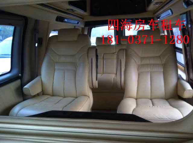 福特E450自駕伴侶/奔馳威庭圖片/福特E450自駕伴侶/奔馳威庭樣板圖 (4)