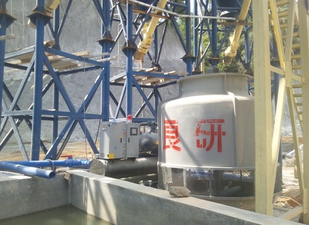 冷凍機(jī)組圖片/冷凍機(jī)組樣板圖 (3)