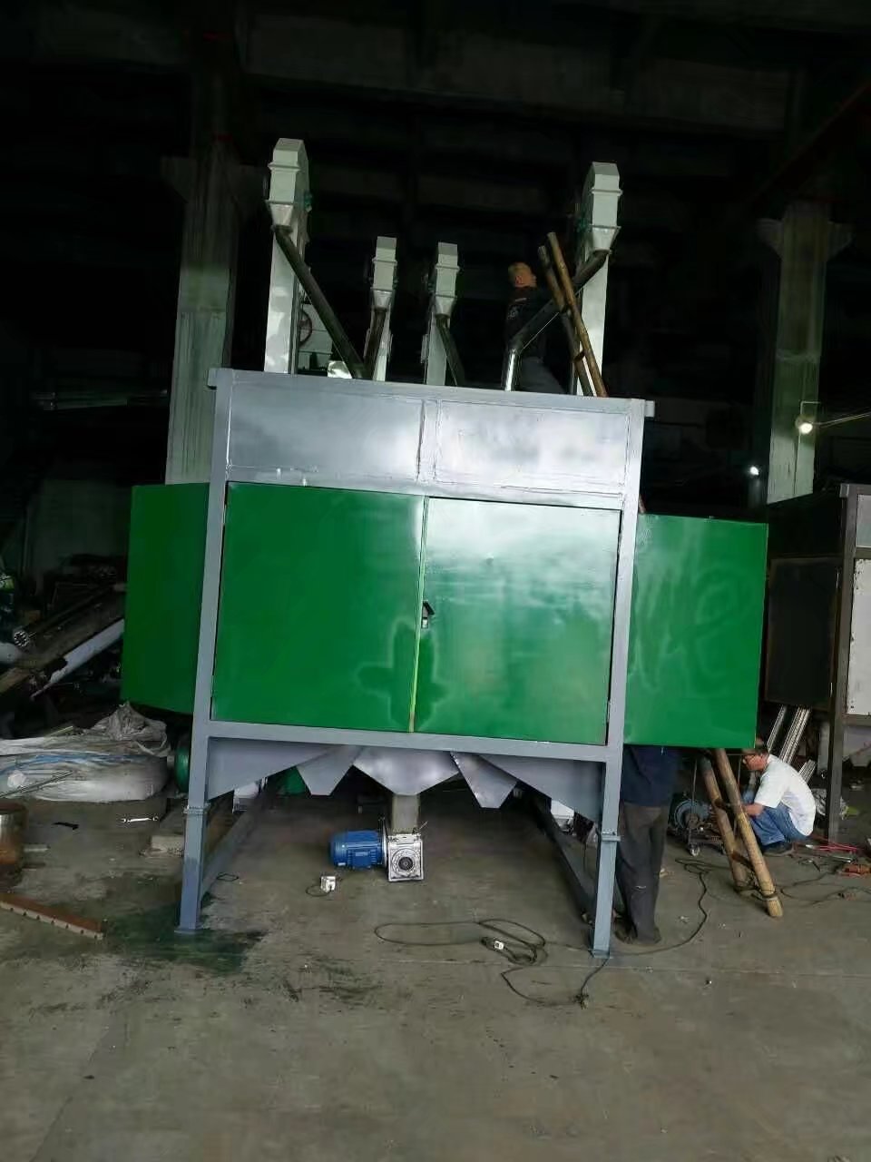 中機(jī)靜電分選機(jī)   您*信得過的分選機(jī)  現(xiàn)貨供應(yīng)