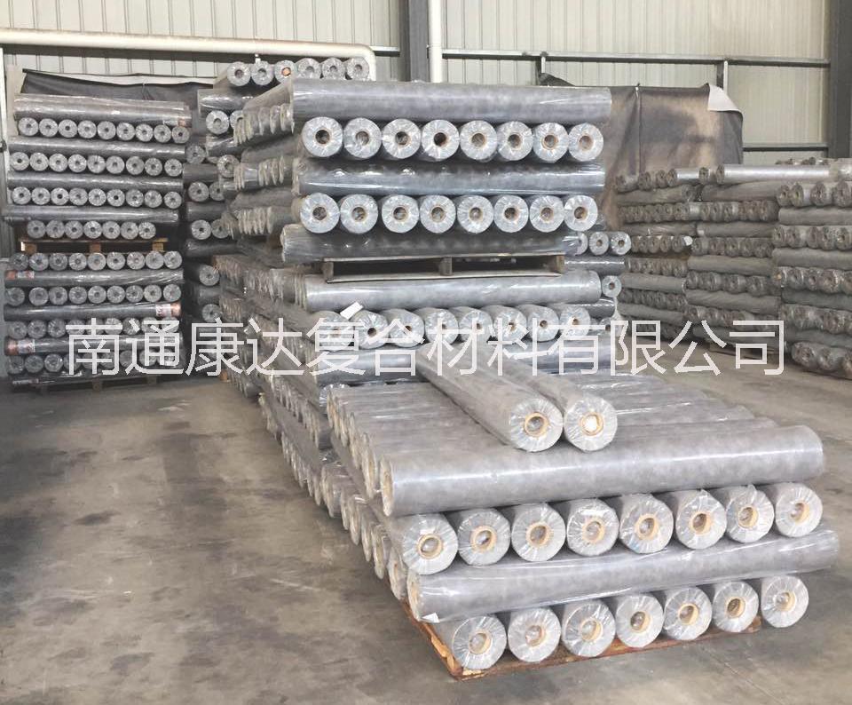 環(huán)保型反射防水透氣復(fù)合布圖片