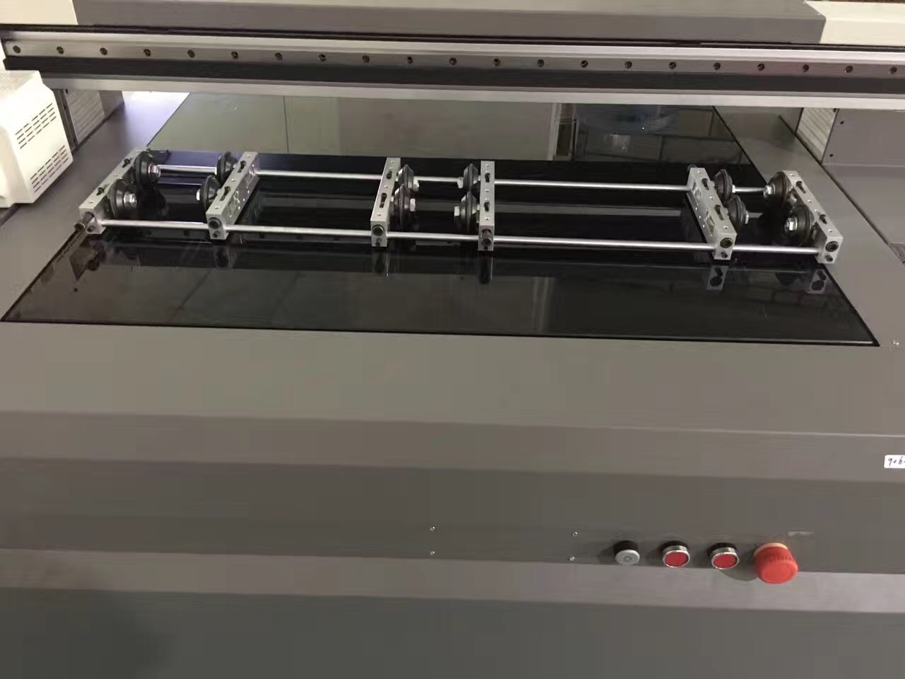 酒瓶彩色印刷機保溫杯UV打印機圖片/酒瓶彩色印刷機保溫杯UV打印機樣板圖 (3)