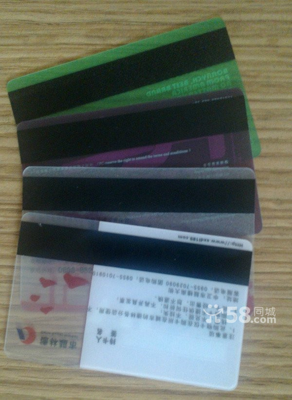 專注生產(chǎn)各種PVC卡，會員卡圖片