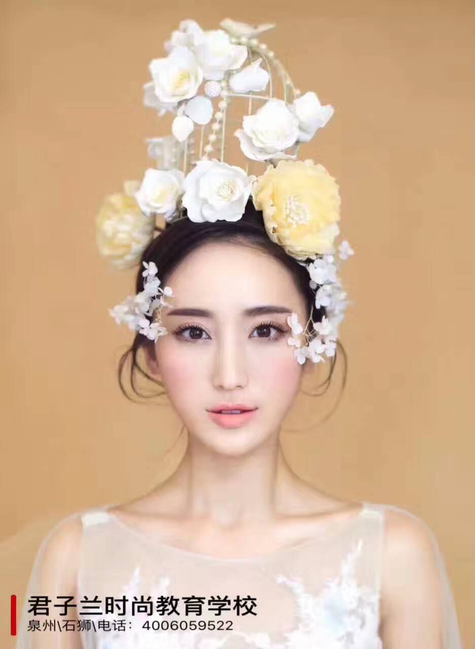 君子蘭化妝培訓(xùn)圖片