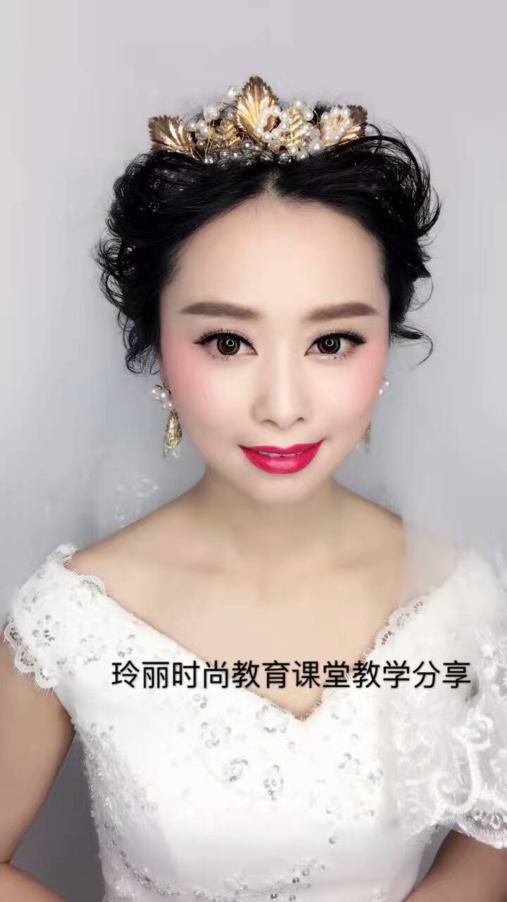 彩妝培訓(xùn)圖片/彩妝培訓(xùn)樣板圖 (3)