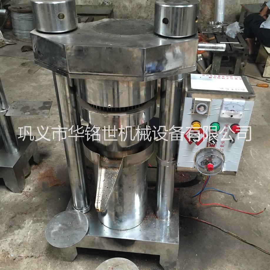 華銘世滾筒式電加熱花生芝麻炒貨機(jī)圖片/華銘世滾筒式電加熱花生芝麻炒貨機(jī)樣板圖 (4)