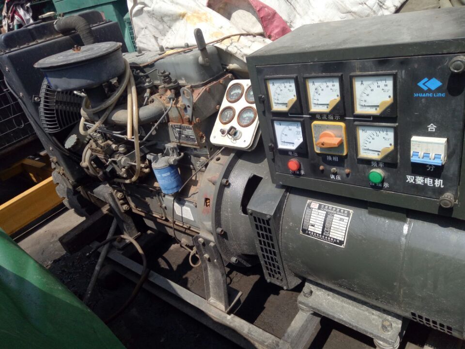 柴油發(fā)電機(jī)圖片/柴油發(fā)電機(jī)樣板圖 (2)
