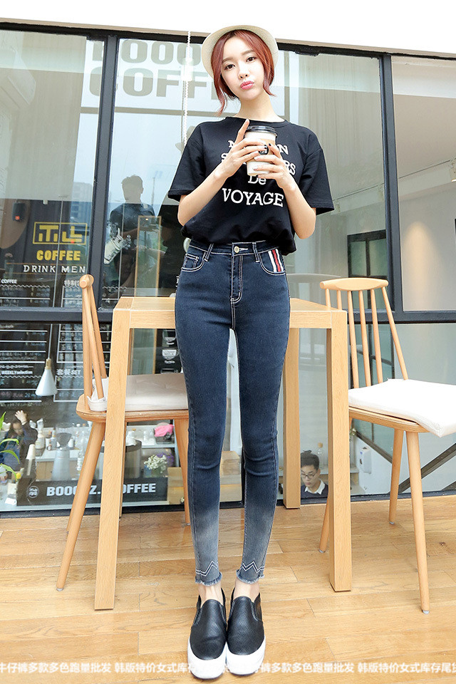 最有信譽(yù)廠家一首貨源低價(jià)男女裝圖片/最有信譽(yù)廠家一首貨源低價(jià)男女裝樣板圖 (1)