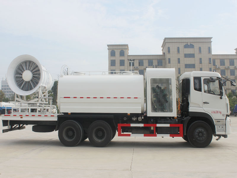 抑塵車與灑水車有那些區(qū)別