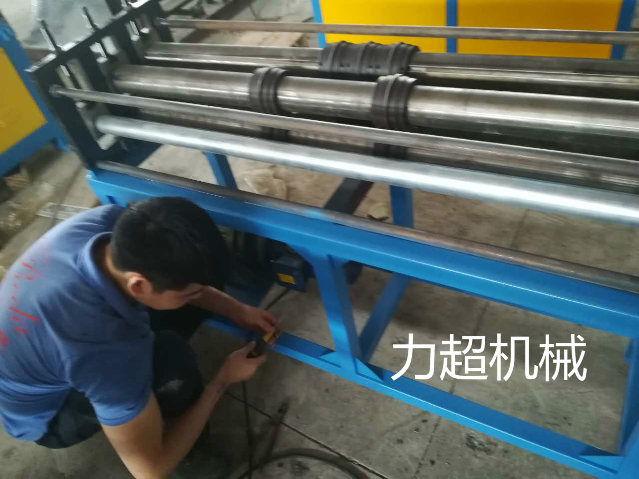 剪板機(jī)圖片/剪板機(jī)樣板圖 (4)
