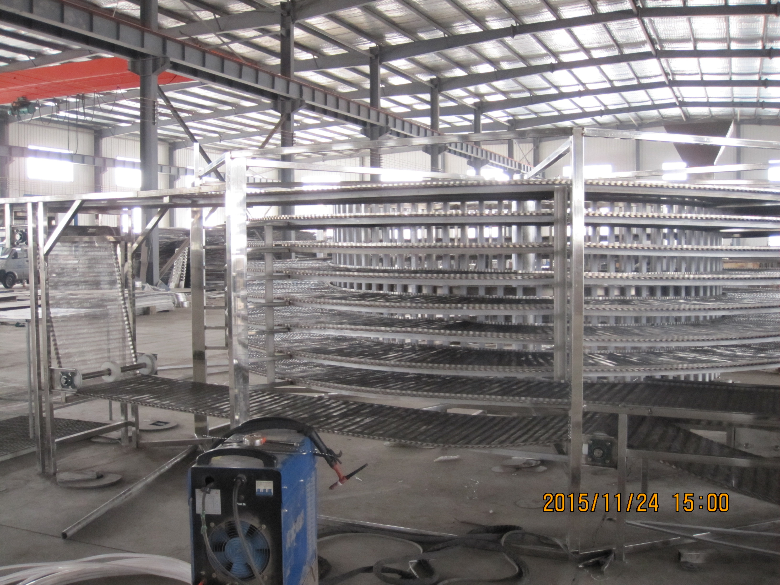 大型食品生產(chǎn)面包冷卻用旋轉(zhuǎn)塔型輸圖片/大型食品生產(chǎn)面包冷卻用旋轉(zhuǎn)塔型輸樣板圖 (2)