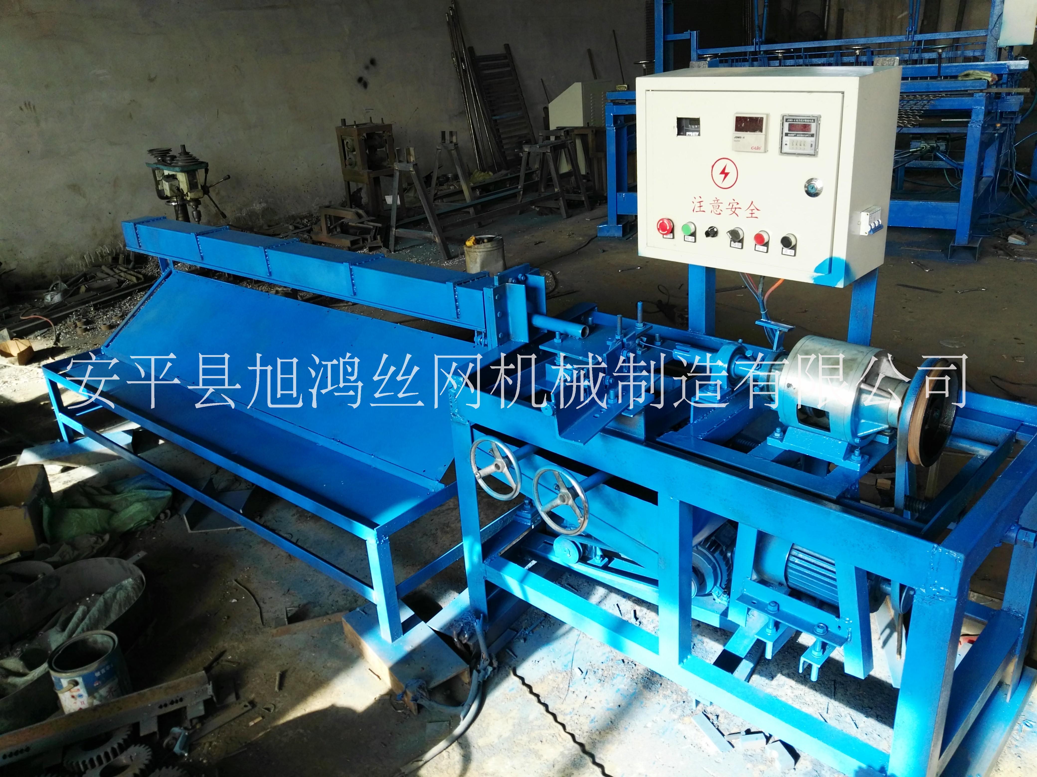 半自動(dòng)勾花網(wǎng)機(jī)圖片/半自動(dòng)勾花網(wǎng)機(jī)樣板圖 (2)