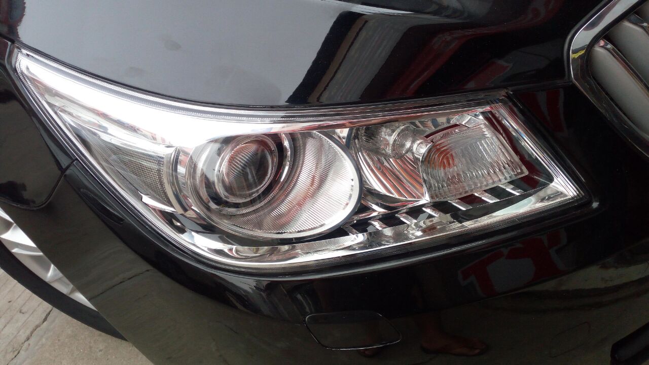 汽車(chē)車(chē)燈修復(fù)翻新圖片/汽車(chē)車(chē)燈修復(fù)翻新樣板圖 (2)