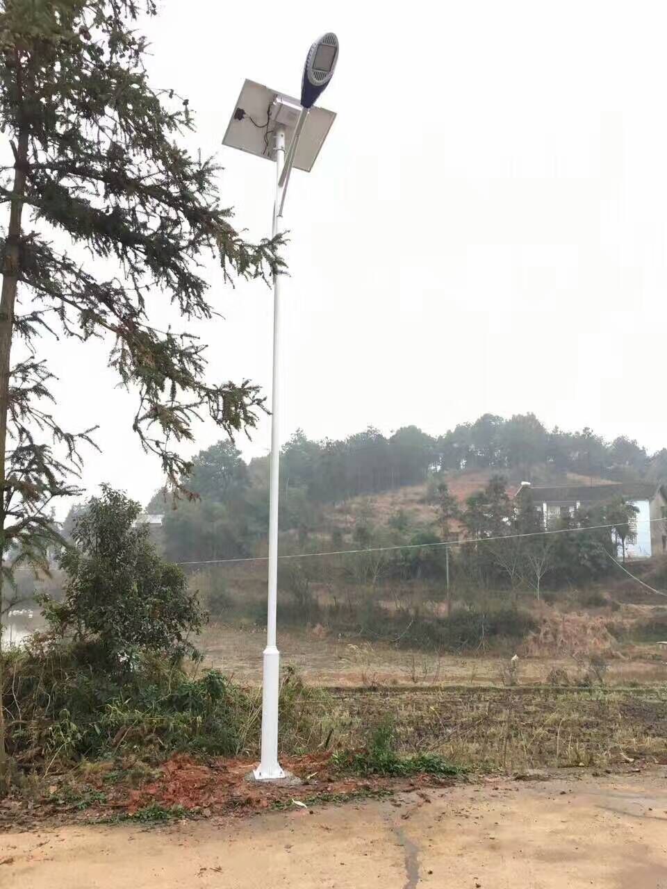 供應(yīng)8米道路照明燈桿 路燈廠家定制