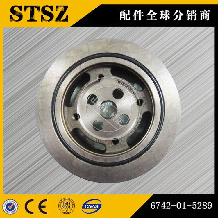 6D125發(fā)動(dòng)機(jī)原廠減震盤(pán)圖片