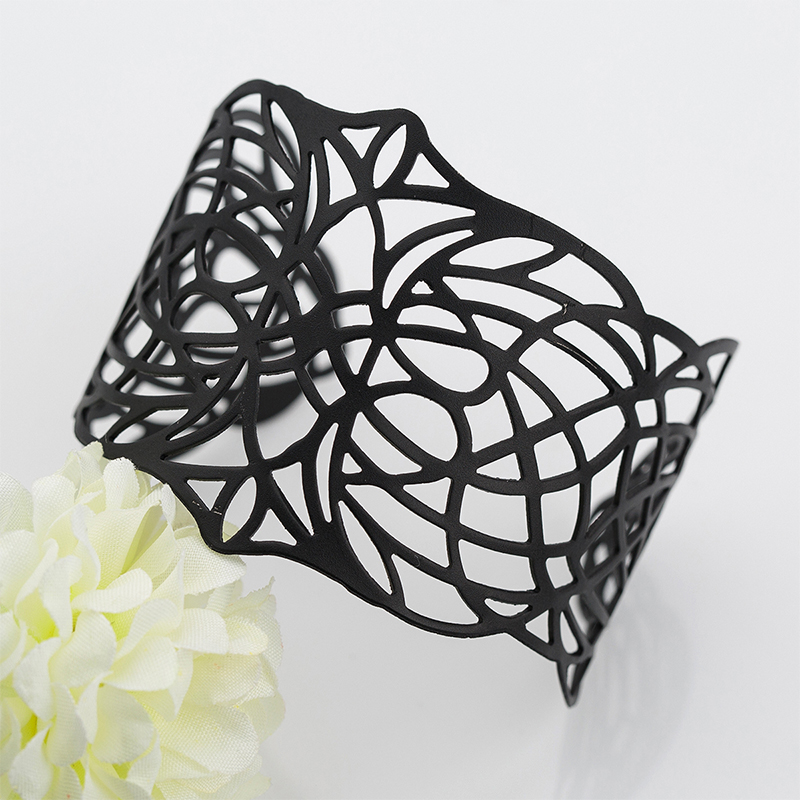 浙江廠家定做歐美手鐲，合金手鐲，鏤空手鐲 批量生產(chǎn)報價