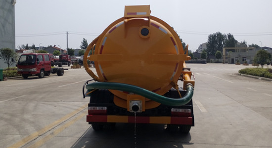 新款吸污車(chē)價(jià)格，優(yōu)質(zhì)吸污車(chē)圖片/新款吸污車(chē)價(jià)格，優(yōu)質(zhì)吸污車(chē)樣板圖 (4)