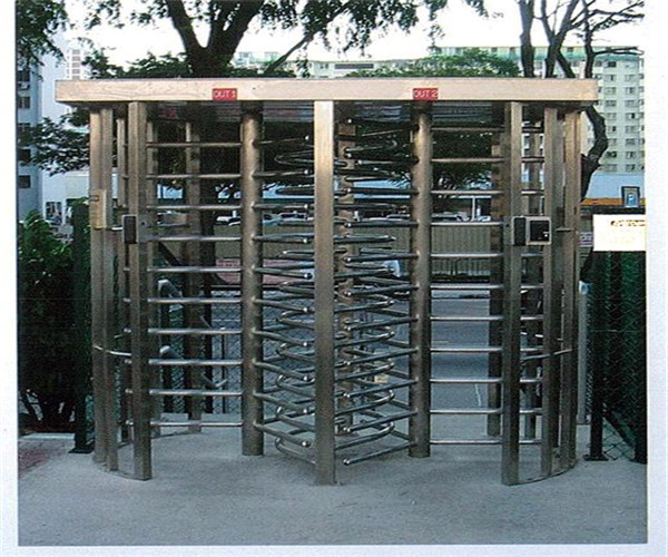 全高轉(zhuǎn)閘十字旋轉(zhuǎn)門 智能指紋門禁圖片