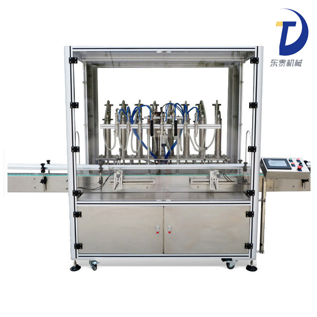 微電腦測(cè)控六頭食用油灌裝機(jī)圖片